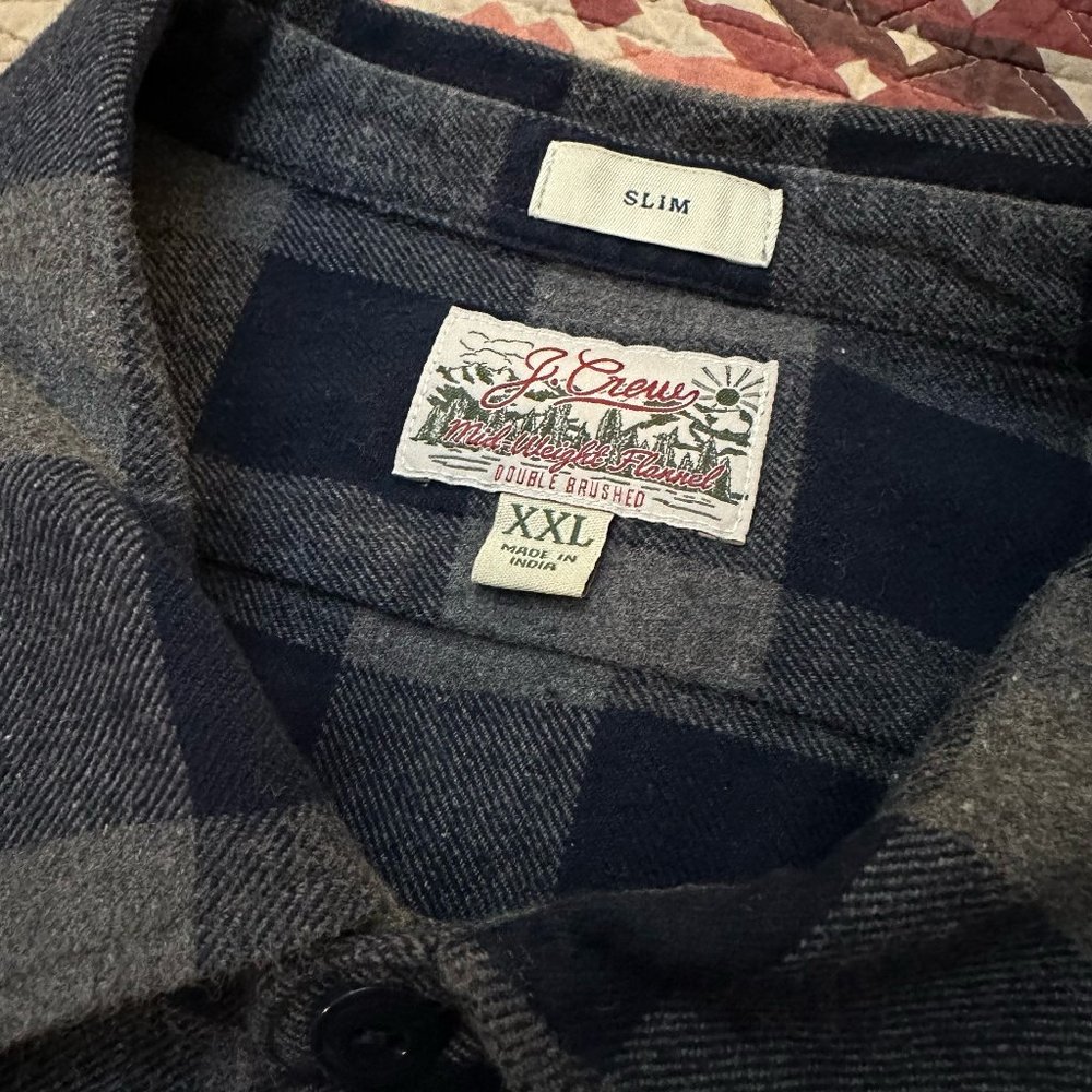 J.Crew Slim Mid-Weight Flannel Workshirt Navy/Gray Buffalo Check